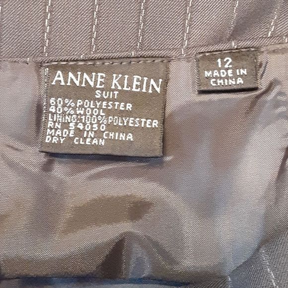 Anne Klein Grey Pin Stripe Skirt Suit - Picture 6 of 10